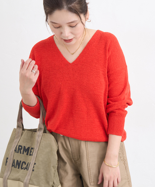 JOURNAL STANDARD(ジャーナルスタンダード)の「テープヤーンニュアンスVプルオーバー(ニット/セーター・レディース・アイボリー/レッド/ブラック系その他・FREE)」の1枚目の写真