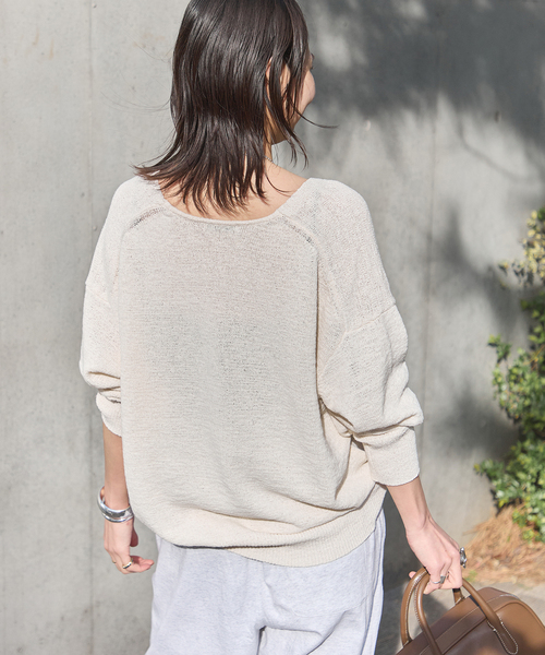 JOURNAL STANDARD(ジャーナルスタンダード)の「テープヤーンニュアンスVプルオーバー(ニット/セーター・レディース・アイボリー/レッド/ブラック系その他・FREE)」の17枚目の写真