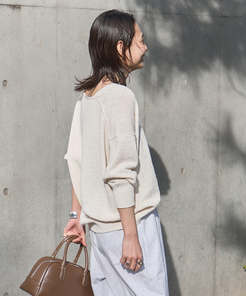 JOURNAL STANDARD(ジャーナルスタンダード)の「テープヤーンニュアンスVプルオーバー(ニット/セーター・レディース・アイボリー/レッド/ブラック系その他・FREE)」の18枚目の写真