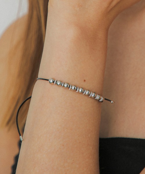 LAPUIS(ラピュイ)の「LAPUIS(ラピュイ)Metal Beads bracelet(ブレスレット・レディース・ゴールド/シルバー・FREE)」の11枚目の写真