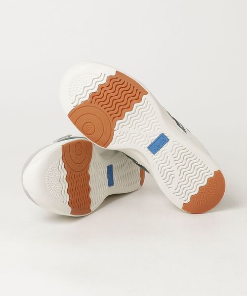 Keds(ケッズ)の「Keds ケッズ ブリスウォーク ウーバル レザー/スエード オフホワイト(スニーカー・レディース・オフホワイト・25.0cm/24.5cm/24.0cm/23.5cm/23.0cm/22.5cm)」の9枚目の写真