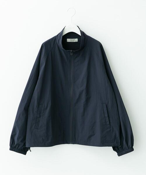 URBAN RESEARCH Sonny Label（アーバンリサーチサニーレーベル）の「撥水ベーシックスタンドブルゾン（ナイロンジャケット・メンズ・ブラック/ネイビー・X-LARGE/LARGE/MEDIUM）」の2枚目の写真