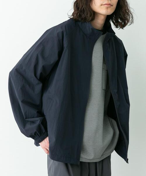 URBAN RESEARCH Sonny Label（アーバンリサーチサニーレーベル）の「撥水ベーシックスタンドブルゾン（ナイロンジャケット・メンズ・ブラック/ネイビー・X-LARGE/LARGE/MEDIUM）」の17枚目の写真