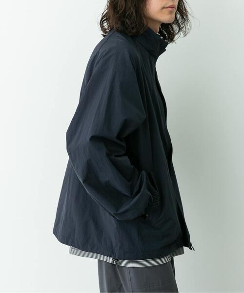 URBAN RESEARCH Sonny Label（アーバンリサーチサニーレーベル）の「撥水ベーシックスタンドブルゾン（ナイロンジャケット・メンズ・ブラック/ネイビー・X-LARGE/LARGE/MEDIUM）」の18枚目の写真
