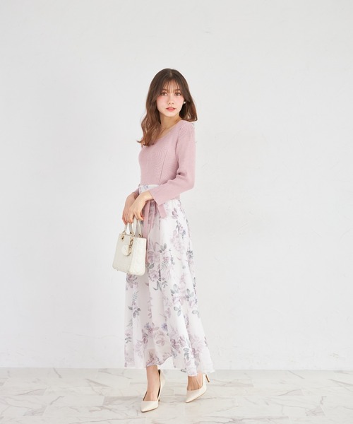 tocco closet(トッコ クローゼット)の「ウエストリボン付きリブニットドッキングフラワープリントワンピース(ワンピース・レディース・ピンク/ネイビー・M)」の13枚目の写真