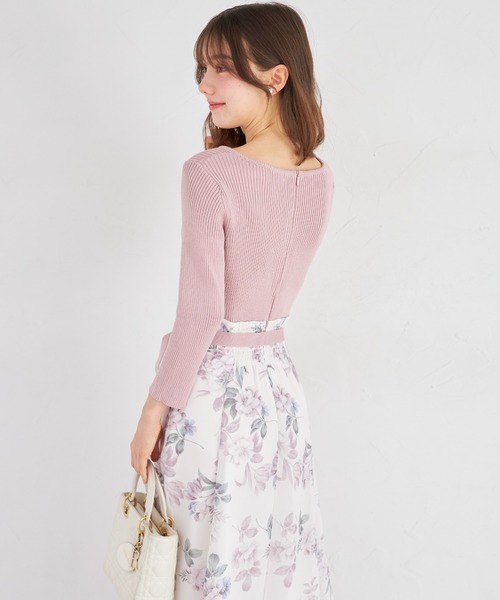 tocco closet(トッコ クローゼット)の「ウエストリボン付きリブニットドッキングフラワープリントワンピース(ワンピース・レディース・ピンク/ネイビー・M)」の18枚目の写真