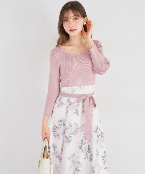 tocco closet(トッコ クローゼット)の「ウエストリボン付きリブニットドッキングフラワープリントワンピース(ワンピース・レディース・ピンク/ネイビー・M)」の15枚目の写真