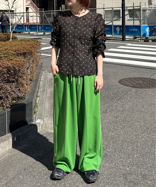 PILIT（ピリット）の「シアードビードット　シャーリング5分袖ブラウス（シャツ/ブラウス・レディース・ブラック/ホワイト・MEDIUM）」の9枚目の写真