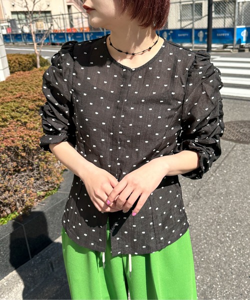 PILIT（ピリット）の「シアードビードット　シャーリング5分袖ブラウス（シャツ/ブラウス・レディース・ブラック/ホワイト・MEDIUM）」の17枚目の写真