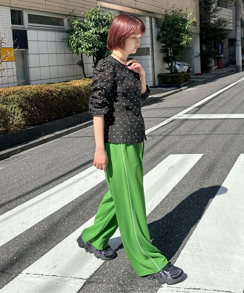 PILIT（ピリット）の「シアードビードット　シャーリング5分袖ブラウス（シャツ/ブラウス・レディース・ブラック/ホワイト・MEDIUM）」の20枚目の写真