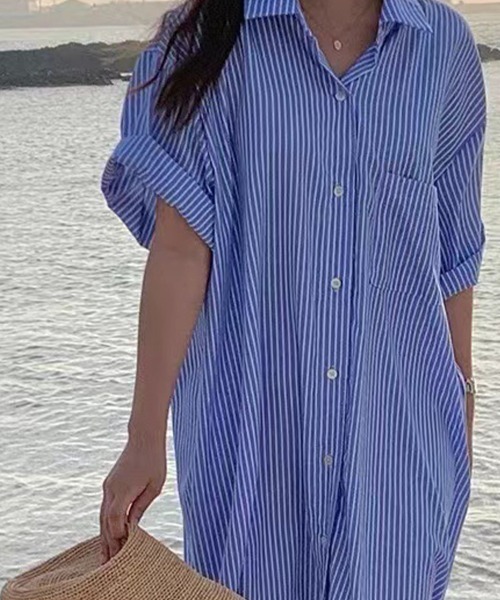 mielu（ミエル）の「ストライプロングシャツワンピース（シャツ/ブラウス・レディース・ホワイト/ブルー・MEDIUM/LARGE）」の6枚目の写真