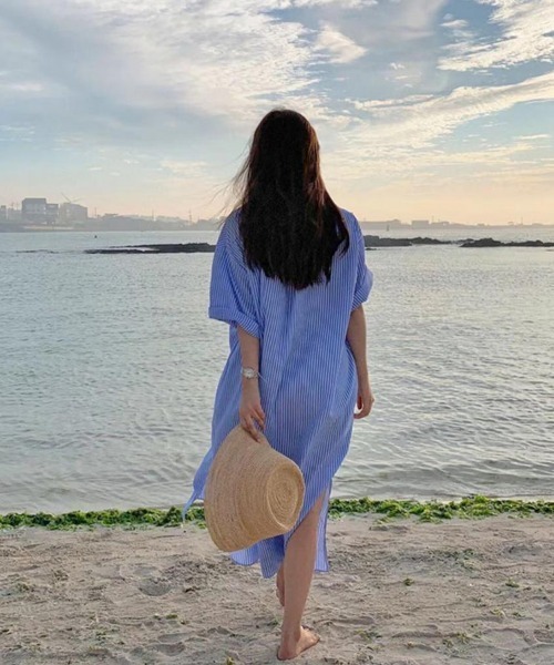 mielu（ミエル）の「ストライプロングシャツワンピース（シャツ/ブラウス・レディース・ホワイト/ブルー・MEDIUM/LARGE）」の7枚目の写真