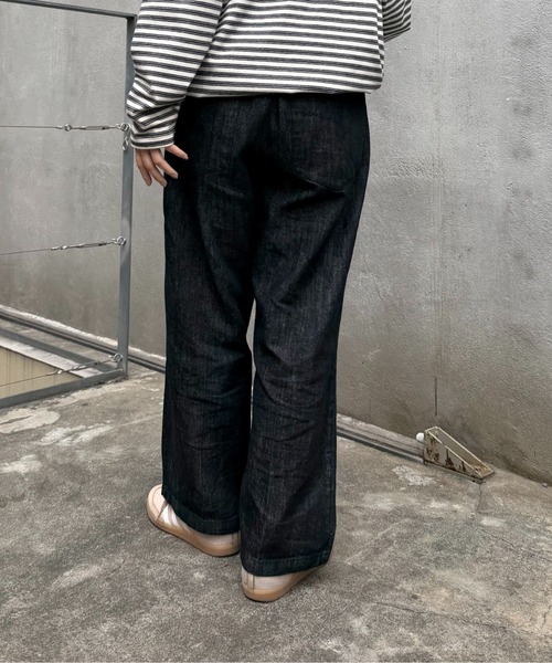 COLONY 2139(コロニートゥーワンスリーナイン)の「リネン混デニムストレートパンツ(デニムパンツ・メンズ・ブラック/ネイビー・SMALL/MEDIUM/LARGE)」の4枚目の写真