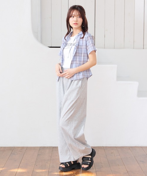 Honeys（ハニーズ）の「フード付シャツ（シャツ/ブラウス・レディース・ブルー系/ホワイト系その他/ブラウン系その他/ネイビー系/ブラック系その他/レッド系その他/ネイビー系1・L/M/S/SS）」の17枚目の写真