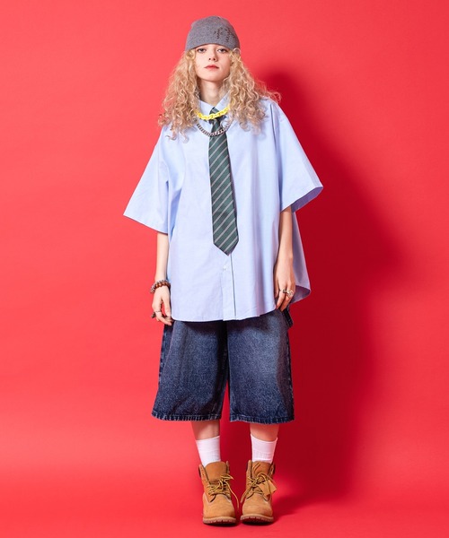 a.p.o.v.(エーピーオービー)の「a.p.o.v. 供生地ウォレットチェーン付きバギーデニムハーフパンツ(デニムパンツ・メンズ・ブラック/ネイビー・ONESIZE)」の5枚目の写真