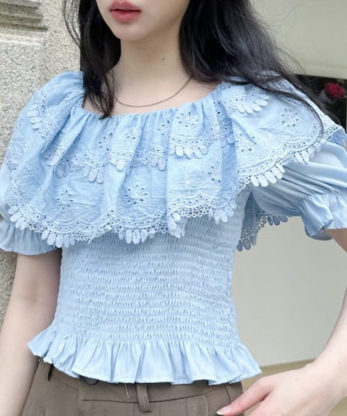 Ada.(エイダ)の「肩フリル オフショル ショート丈 パフスリーブブラウス(シャツ/ブラウス・レディース・ブルー/ホワイト/イエロー・FREE)」の5枚目の写真