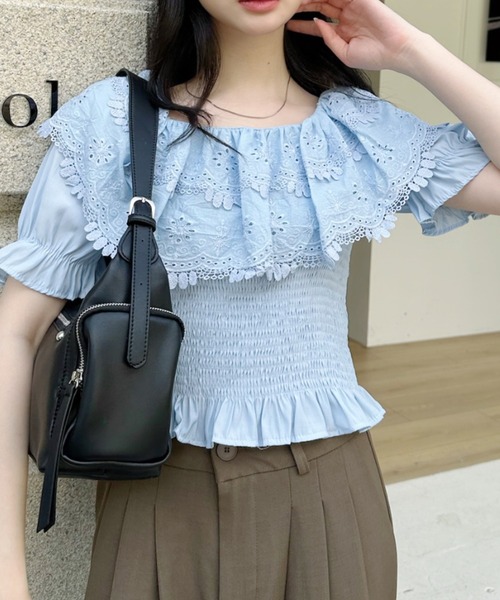 Ada.(エイダ)の「肩フリル オフショル ショート丈 パフスリーブブラウス(シャツ/ブラウス・レディース・ブルー/ホワイト/イエロー・FREE)」の6枚目の写真