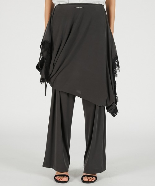 PRANK PROJECT（プランクプロジェクト）の「横向きレースワンピースパンツ / Slip Dress Layered Pants（その他パンツ・レディース・ホワイト/チャコールグレー・36/38）」の2枚目の写真