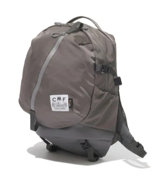 CMF OUTDOOR GARMENT（シーエムエフアウトドアガーメント）の「CMF OUTDOOR GARMENT/シーエムエフ アウトドアガーメント　WEEKENDERZ バックパック CMF2601-AC09（バックパック/リュック・メンズ・グレー/ブラック・F）」の7枚目の写真