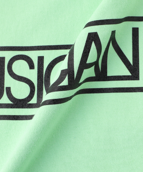 The DUFFER N NEPHEWS(ザ ダファーアンドネフューズ)の「The DUFFER N NEPHEWS(ザ・ダファー・アンド・ネフューズ) MUSICIAN Tシャツ(Tシャツ/カットソー・メンズ・ダークグリーン/ネイビー・MEDIUM/LARGE)」の4枚目の写真
