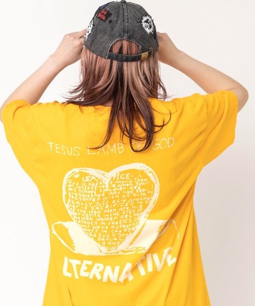 RNA(アールエヌエー)の「M2684 シーププリントTEE(Tシャツ/カットソー・レディース・イエロー/ピンク/ホワイト/ブラック・MEDIUM)」の3枚目の写真