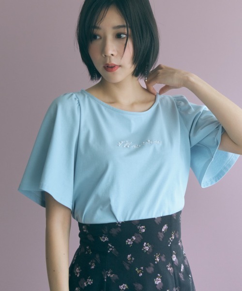 marun(マルン)の「<大きいサイズ>パール調パーツ付ロゴ刺しゅうTシャツ marun(Tシャツ/カットソー・レディース・サックスブルー/ネイビー・5L/4L/3L/LL/L)」の6枚目の写真