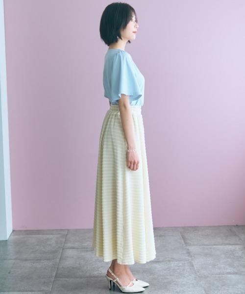 marun(マルン)の「<大きいサイズ>パール調パーツ付ロゴ刺しゅうTシャツ marun(Tシャツ/カットソー・レディース・サックスブルー/ネイビー・5L/4L/3L/LL/L)」の15枚目の写真