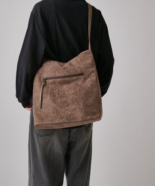 Un coeur（アンクール）の「【Un coeur】SUEDE DRAPE 2WAY TOTE（トートバッグ・メンズ・グレー/キャメル・FREE）」の3枚目の写真