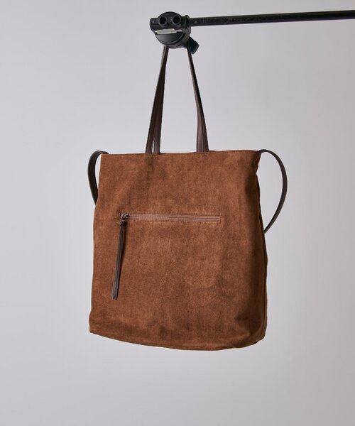 Un coeur（アンクール）の「【Un coeur】SUEDE DRAPE 2WAY TOTE（トートバッグ・メンズ・グレー/キャメル・FREE）」の8枚目の写真