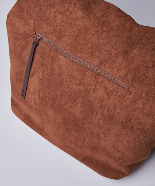 Un coeur（アンクール）の「【Un coeur】SUEDE DRAPE 2WAY TOTE（トートバッグ・メンズ・グレー/キャメル・FREE）」の9枚目の写真