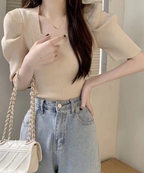 Teem Store（チームストア）の「パフスリーブスクエアネックサマーニットトップス【４色展開】　二の腕カバー　着痩せ（Tシャツ/カットソー・レディース・ブラック/アイボリー/ピンク・F）」の12枚目の写真