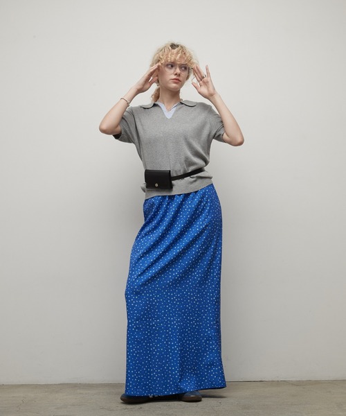 uchi.(ウチ)の「レイヤード風ストライプニットポロトップス(ニット/セーター・レディース・アイボリー/グレー・FREE)」の5枚目の写真