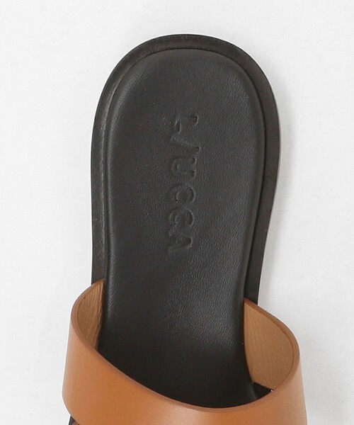 UNITED ARROWS(ユナイテッドアローズ)の「【別注】<L/UCCA>LEATHER H CUT レザー Hカット/サンダル(サンダル・メンズ・ベージュ・43/42/41/40)」の6枚目の写真