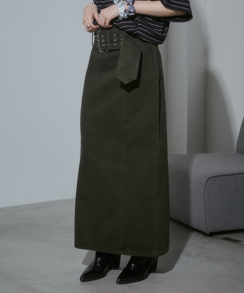 ENVYM（アンビー）の「アイレットベルトマキシスカート（スカート・レディース・グレー/グリーン・SMALL/MEDIUM）」の2枚目の写真