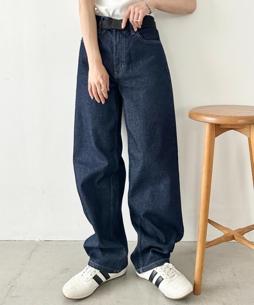 HANES（ヘインズ）の「Hanes(ヘインズ)/ワイドストレート ワイドフィット デニムパンツ/ワイドストレート デニム（デニムパンツ・レディース・ブラック/ライトブルー/ネイビー/ブルー・L/M/S）」の3枚目の写真