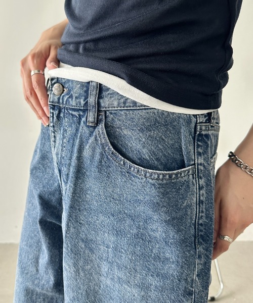 HANES（ヘインズ）の「Hanes(ヘインズ)/ワイドストレート ワイドフィット デニムパンツ/ワイドストレート デニム（デニムパンツ・レディース・ブラック/ライトブルー/ネイビー/ブルー・L/M/S）」の22枚目の写真