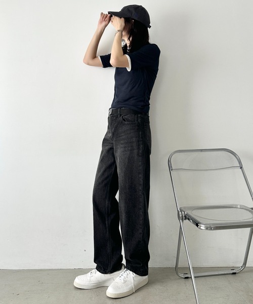 HANES（ヘインズ）の「Hanes(ヘインズ)/ワイドストレート ワイドフィット デニムパンツ/ワイドストレート デニム（デニムパンツ・レディース・ブラック/ライトブルー/ネイビー/ブルー・L/M/S）」の14枚目の写真
