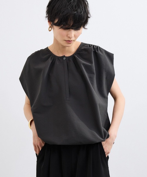 BARNYARDSTORM(バンヤードストーム)の「BARNYARDSTORM / エアリーサッカーバルーンブラウス【吸水速乾/JAPAN FABRIC】(シャツ/ブラウス・レディース・ブラック/ホワイト・FREE)」の2枚目の写真