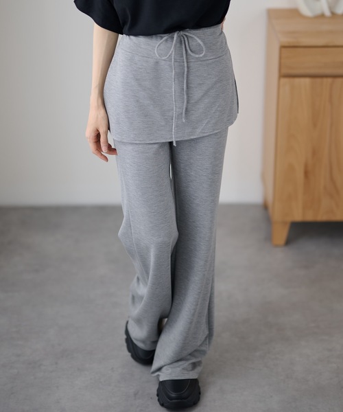 DAYRA(デイラ)の「サイド スリット スカート付き フレア スウェット パンツ(スウェットパンツ・レディース・ネイビー/ダークグレー/ブラック・L/M)」の6枚目の写真