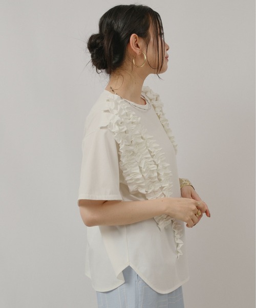 palm RICHE(ポームリシュ)の「ランダムフリルトップス(Tシャツ/カットソー・レディース・グレー/オフホワイト/ブラック・M)」の13枚目の写真