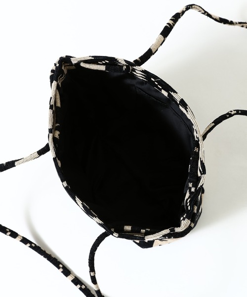 PENDLETON(ペンドルトン)の「PENDLETON ペンドルトン SPIDER ROCK GOBELINS BUCKET BAG スパイダーロック ゴブラン バケットバッグ(ショルダーバッグ・レディース・ブラック/ブルー・FREE)」の10枚目の写真