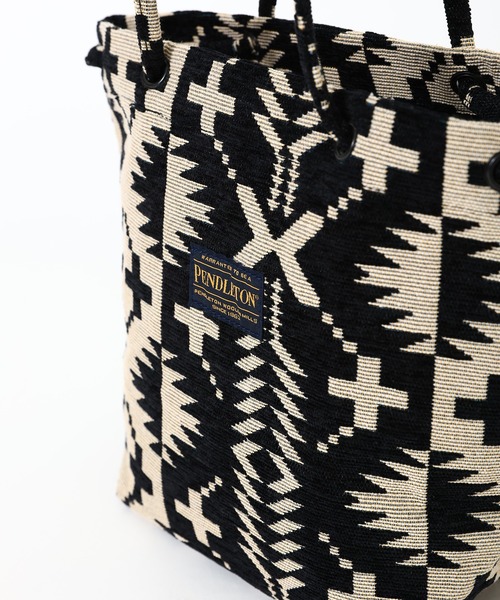 PENDLETON(ペンドルトン)の「PENDLETON ペンドルトン SPIDER ROCK GOBELINS BUCKET BAG スパイダーロック ゴブラン バケットバッグ(ショルダーバッグ・レディース・ブラック/ブルー・FREE)」の5枚目の写真