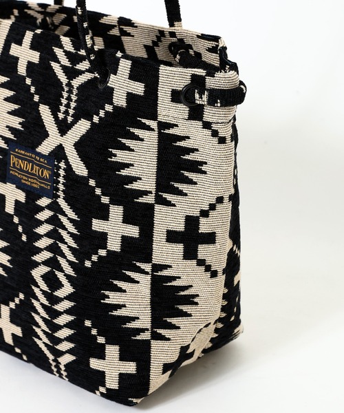 PENDLETON(ペンドルトン)の「PENDLETON ペンドルトン SPIDER ROCK GOBELINS BUCKET BAG スパイダーロック ゴブラン バケットバッグ(ショルダーバッグ・レディース・ブラック/ブルー・FREE)」の6枚目の写真