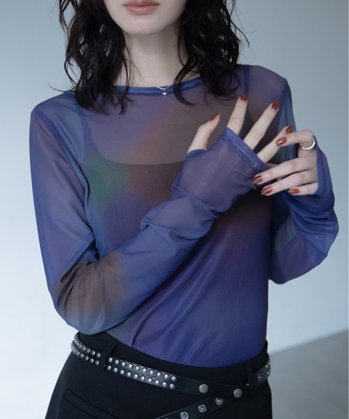 VACANCY(ヴァカンシー)の「アート柄シアーインナー(Tシャツ/カットソー・レディース・ダークブルー/マスタード/ブラック/ブラウン/パープル/ブルー/グリーン/レッド・FREE)」の6枚目の写真