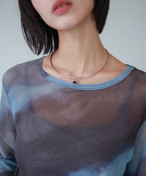 VACANCY(ヴァカンシー)の「アート柄シアーインナー(Tシャツ/カットソー・レディース・ダークブルー/マスタード/ブラック/ブラウン/パープル/ブルー/グリーン/レッド・FREE)」の9枚目の写真