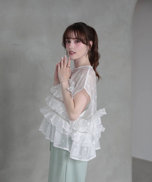 M y u(ミュー)の「フラワーブーケドットブラウス(シャツ/ブラウス・レディース・GRAY/WHITE/BLACK・ML)」の6枚目の写真