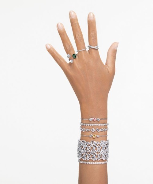 SWAROVSKI（スワロフスキー）の「【公式】【スワロフスキー】Matrix Vittore リング, ラウンドカット, ホワイト, シルバー系仕上げ（リング・レディース・シルバー系・55/52/50/48）」の6枚目の写真