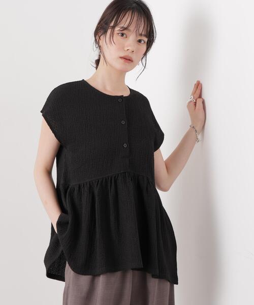 NANO universe(ナノユニバース)の「フクレジャガードカットギャザーブラウス(Tシャツ/カットソー・レディース・ブラック/キャメル/アイボリー・FREE)」の1枚目の写真