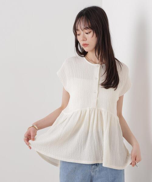 NANO universe(ナノユニバース)の「フクレジャガードカットギャザーブラウス(Tシャツ/カットソー・レディース・ブラック/キャメル/アイボリー・FREE)」の19枚目の写真