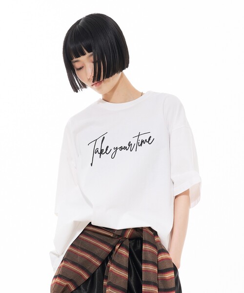 NOMINE(ノミネ)の「ロゴプリント オーバーサイズ Tシャツ|2タイプ(Tシャツ/カットソー・レディース・ブラウン系その他/チャコールグレー/ブラック/ブラウン系その他2/ホワイト系その他2/ホワイト系その他・フリー)」の14枚目の写真